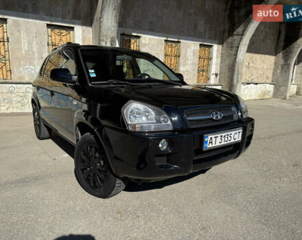 Черный Хендай Туксон, объемом двигателя 2 л и пробегом 189 тыс. км за 8250 $, фото 13 на Automoto.ua