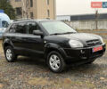 Чорний Хендай Туксон, об'ємом двигуна 2 л та пробігом 196 тис. км за 7250 $, фото 6 на Automoto.ua