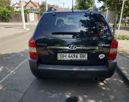 Чорний Хендай Туксон, об'ємом двигуна 2 л та пробігом 40 тис. км за 9000 $, фото 2 на Automoto.ua