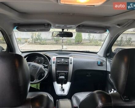 Черный Хендай Туксон, объемом двигателя 1.98 л и пробегом 147 тыс. км за 8000 $, фото 20 на Automoto.ua