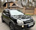 Черный Хендай Туксон, объемом двигателя 1.99 л и пробегом 266 тыс. км за 7500 $, фото 16 на Automoto.ua