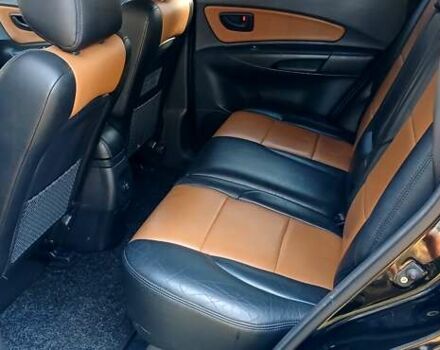 Хендай Туксон 2007 в Сумах на Automoto.ua Черный Хендай Туксон, объемом двигателя 1.98 л и пробегом 236 тыс. км за 7600 $, фото 12 на Automoto.ua