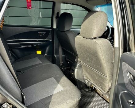 Чорний Хендай Туксон, об'ємом двигуна 2 л та пробігом 240 тис. км за 8600 $, фото 8 на Automoto.ua