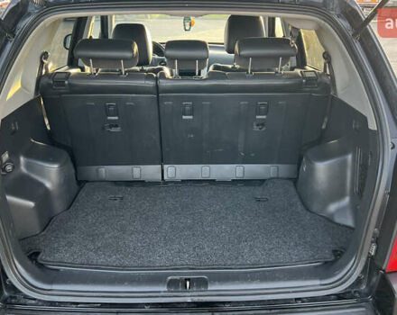 Черный Хендай Туксон, объемом двигателя 1.98 л и пробегом 243 тыс. км за 8500 $, фото 19 на Automoto.ua