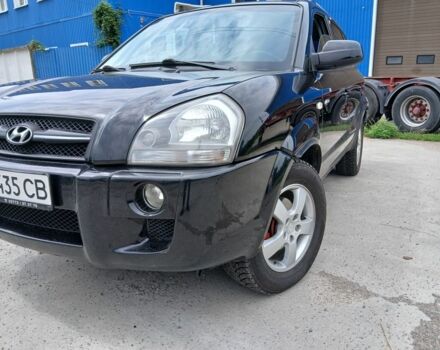 Чорний Хендай Туксон, об'ємом двигуна 2 л та пробігом 235 тис. км за 8000 $, фото 1 на Automoto.ua