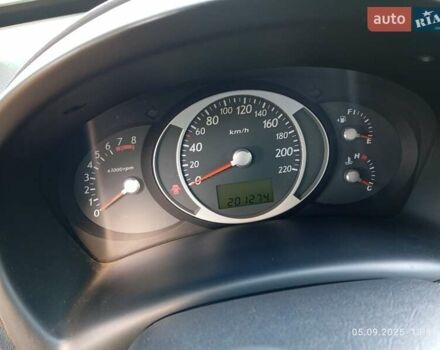 Черный Хендай Туксон, объемом двигателя 1.98 л и пробегом 201 тыс. км за 8800 $, фото 1 на Automoto.ua