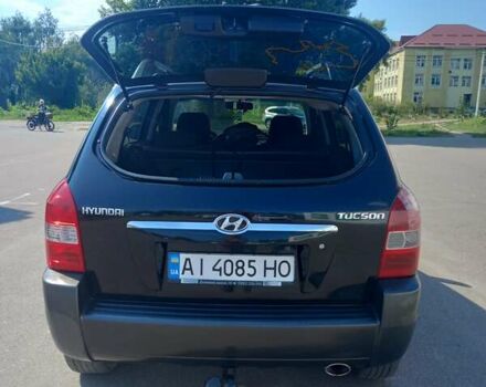 Чорний Хендай Туксон, об'ємом двигуна 1.98 л та пробігом 357 тис. км за 7500 $, фото 3 на Automoto.ua