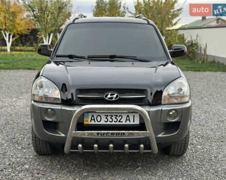Хендай Туксон 2007 в Ужгороде на Automoto.ua Черный Хендай Туксон, объемом двигателя 1.98 л и пробегом 157 тыс. км за 7300 $, фото 5 на Automoto.ua