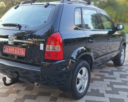 Чорний Хендай Туксон, об'ємом двигуна 2 л та пробігом 190 тис. км за 8300 $, фото 10 на Automoto.ua