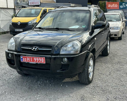 Чорний Хендай Туксон, об'ємом двигуна 2 л та пробігом 180 тис. км за 7999 $, фото 2 на Automoto.ua