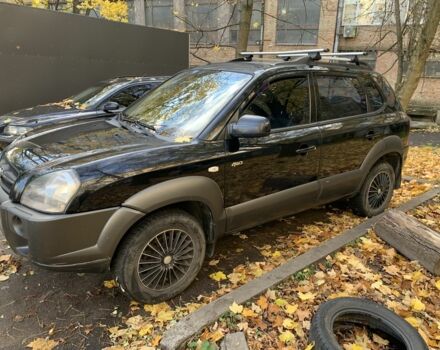 Хендай Туксон 2007 в Киеве на Automoto.ua Черный Хендай Туксон, объемом двигателя 2 л и пробегом 408 тыс. км за 6000 $, фото 3 на Automoto.ua