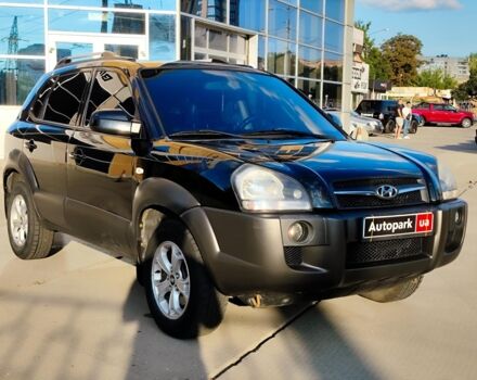 Черный Хендай Туксон, объемом двигателя 2 л и пробегом 82 тыс. км за 7490 $, фото 9 на Automoto.ua