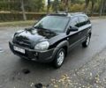 Чорний Хендай Туксон, об'ємом двигуна 2 л та пробігом 168 тис. км за 8200 $, фото 1 на Automoto.ua