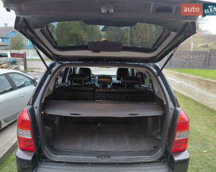 Чорний Хендай Туксон, об'ємом двигуна 0 л та пробігом 165 тис. км за 7600 $, фото 9 на Automoto.ua