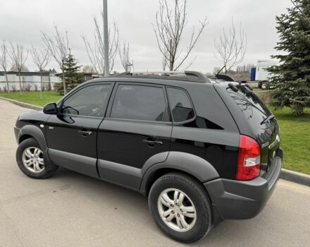Чорний Хендай Туксон, об'ємом двигуна 2 л та пробігом 156 тис. км за 9200 $, фото 5 на Automoto.ua
