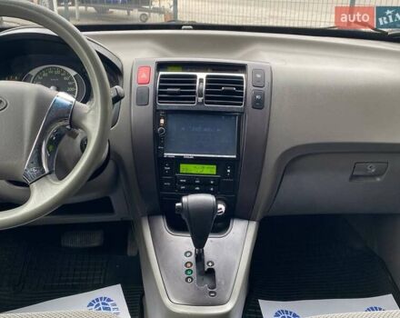 Чорний Хендай Туксон, об'ємом двигуна 1.98 л та пробігом 176 тис. км за 8500 $, фото 11 на Automoto.ua