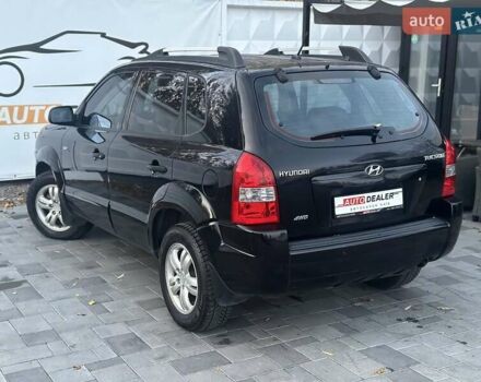 Хендай Туксон 2008 у Києві на Automoto.ua Чорний Хендай Туксон, об'ємом двигуна 2 л та пробігом 110 тис. км за 8750 $, фото 1 на Automoto.ua
