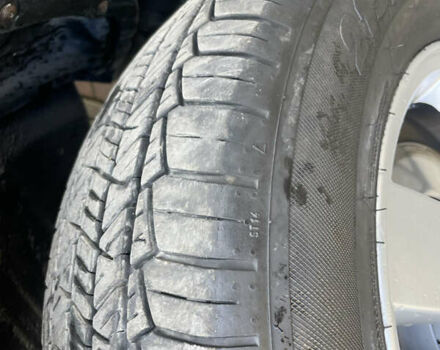 Черный Хендай Туксон, объемом двигателя 1.98 л и пробегом 177 тыс. км за 7600 $, фото 16 на Automoto.ua