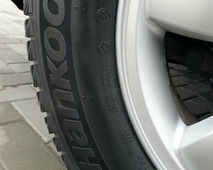 Чорний Хендай Туксон, об'ємом двигуна 2 л та пробігом 225 тис. км за 8000 $, фото 23 на Automoto.ua