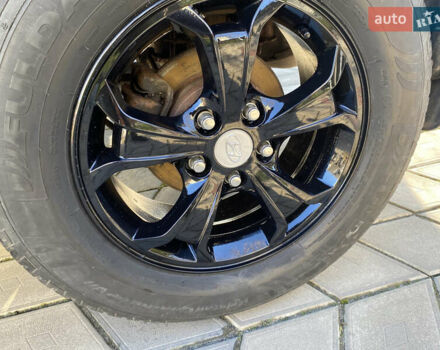 Черный Хендай Туксон, объемом двигателя 2 л и пробегом 149 тыс. км за 8250 $, фото 12 на Automoto.ua