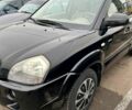 Чорний Хендай Туксон, об'ємом двигуна 2 л та пробігом 260 тис. км за 7700 $, фото 1 на Automoto.ua