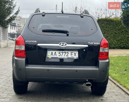 Черный Хендай Туксон, объемом двигателя 2 л и пробегом 107 тыс. км за 8900 $, фото 8 на Automoto.ua
