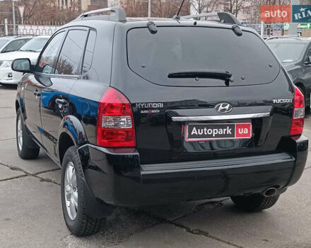 Черный Хендай Туксон, объемом двигателя 2 л и пробегом 192 тыс. км за 7990 $, фото 10 на Automoto.ua