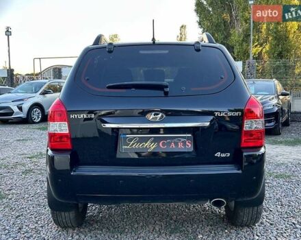 Черный Хендай Туксон, объемом двигателя 2 л и пробегом 230 тыс. км за 7500 $, фото 5 на Automoto.ua