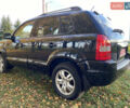 Хендай Туксон 2008 у Рівному на Automoto.ua Чорний Хендай Туксон, об'ємом двигуна 2 л та пробігом 165 тис. км за 7800 $, фото 3 на Automoto.ua