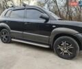 Черный Хендай Туксон, объемом двигателя 2 л и пробегом 182 тыс. км за 9000 $, фото 7 на Automoto.ua