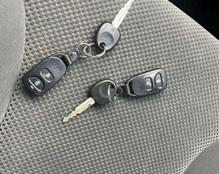 Черный Хендай Туксон, объемом двигателя 2 л и пробегом 107 тыс. км за 8900 $, фото 35 на Automoto.ua