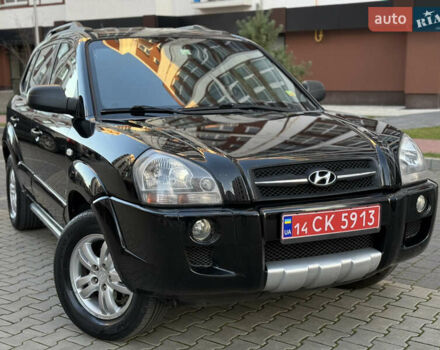 Чорний Хендай Туксон, об'ємом двигуна 2 л та пробігом 156 тис. км за 7850 $, фото 16 на Automoto.ua