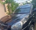 Чорний Хендай Туксон, об'ємом двигуна 2 л та пробігом 230 тис. км за 8000 $, фото 1 на Automoto.ua