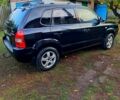 Черный Хендай Туксон, объемом двигателя 2 л и пробегом 187 тыс. км за 7900 $, фото 5 на Automoto.ua