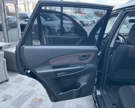 Чорний Хендай Туксон, об'ємом двигуна 2 л та пробігом 110 тис. км за 8750 $, фото 21 на Automoto.ua