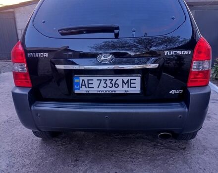 Черный Хендай Туксон, объемом двигателя 2 л и пробегом 261 тыс. км за 8900 $, фото 10 на Automoto.ua
