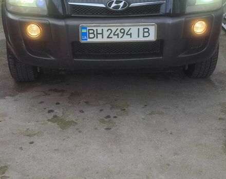 Чорний Хендай Туксон, об'ємом двигуна 2 л та пробігом 214 тис. км за 6000 $, фото 2 на Automoto.ua