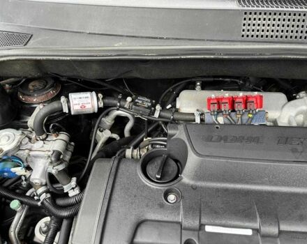 Черный Хендай Туксон, объемом двигателя 2 л и пробегом 270 тыс. км за 7600 $, фото 5 на Automoto.ua