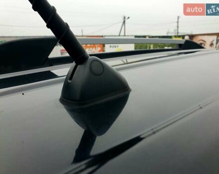 Чорний Хендай Туксон, об'ємом двигуна 2 л та пробігом 225 тис. км за 8000 $, фото 45 на Automoto.ua