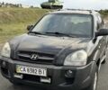 Чорний Хендай Туксон, об'ємом двигуна 2 л та пробігом 291 тис. км за 5400 $, фото 2 на Automoto.ua