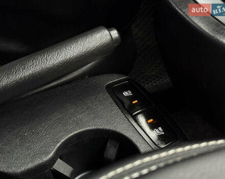 Черный Хендай Туксон, объемом двигателя 2 л и пробегом 252 тыс. км за 7200 $, фото 18 на Automoto.ua