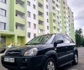 Черный Хендай Туксон, объемом двигателя 2 л и пробегом 152 тыс. км за 7800 $, фото 5 на Automoto.ua
