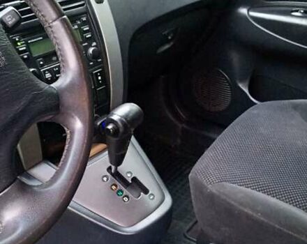 Черный Хендай Туксон, объемом двигателя 1.98 л и пробегом 200 тыс. км за 6600 $, фото 7 на Automoto.ua