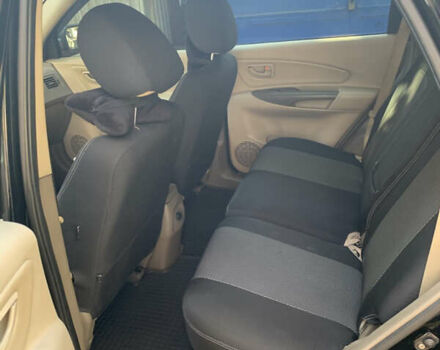 Черный Хендай Туксон, объемом двигателя 1.98 л и пробегом 260 тыс. км за 7777 $, фото 9 на Automoto.ua