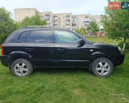 Чорний Хендай Туксон, об'ємом двигуна 1.99 л та пробігом 288 тис. км за 8000 $, фото 1 на Automoto.ua