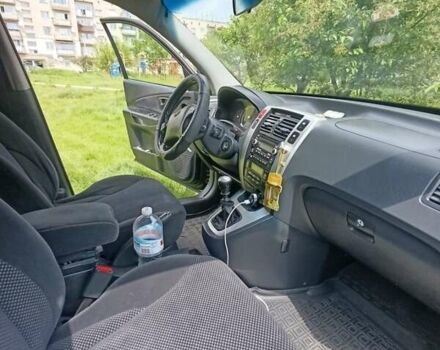 Чорний Хендай Туксон, об'ємом двигуна 1.99 л та пробігом 288 тис. км за 8000 $, фото 9 на Automoto.ua