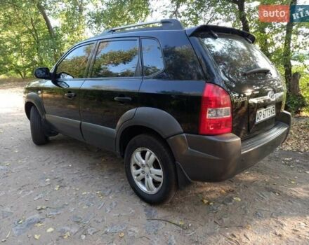 Хендай Туксон 2008 в Вознесенске на Automoto.ua Черный Хендай Туксон, объемом двигателя 1.98 л и пробегом 250 тыс. км за 8000 $, фото 2 на Automoto.ua