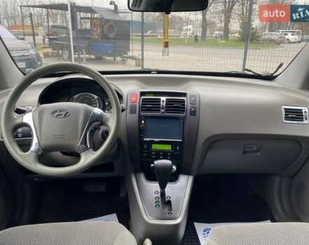 Чорний Хендай Туксон, об'ємом двигуна 1.98 л та пробігом 176 тис. км за 8500 $, фото 10 на Automoto.ua