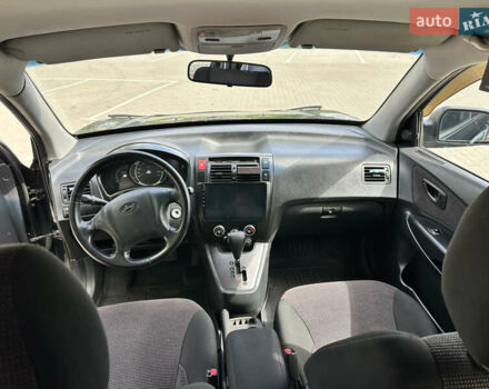 Чорний Хендай Туксон, об'ємом двигуна 1.98 л та пробігом 279 тис. км за 8200 $, фото 21 на Automoto.ua