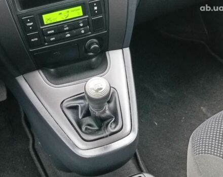 Чорний Хендай Туксон, об'ємом двигуна 2 л та пробігом 192 тис. км за 7990 $, фото 16 на Automoto.ua